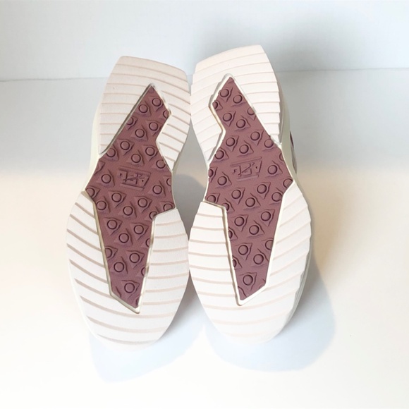 APL Athletic Propulsion Labs Women's Jogger size 6 in Chalk/Beachwood/Ivory NIB - Picture 6 of 11